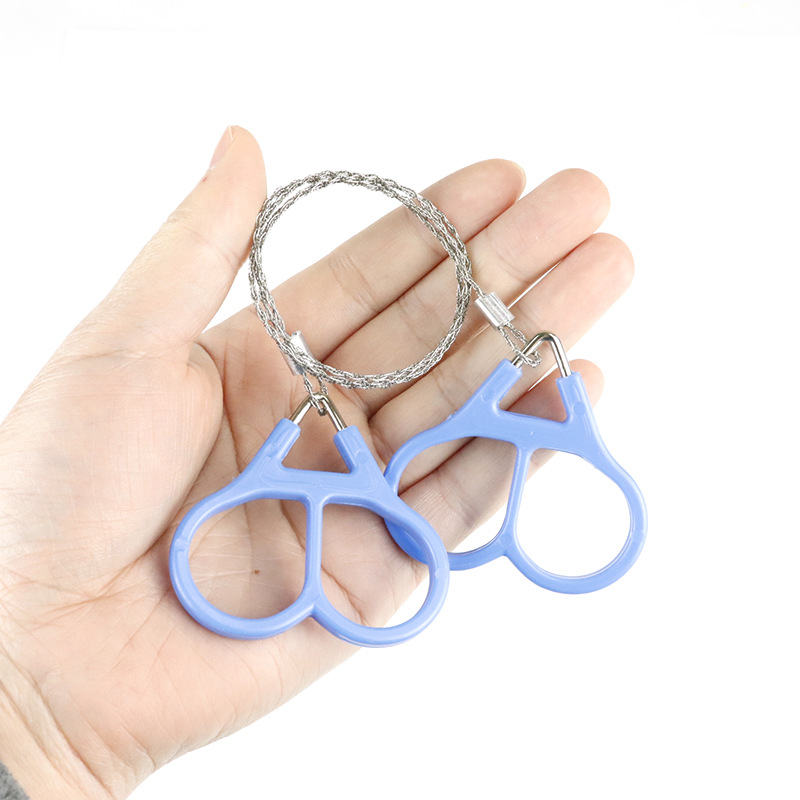 Wire Saw for Garden and Outdoor Use - Compact Saw for Adventures and Gardening