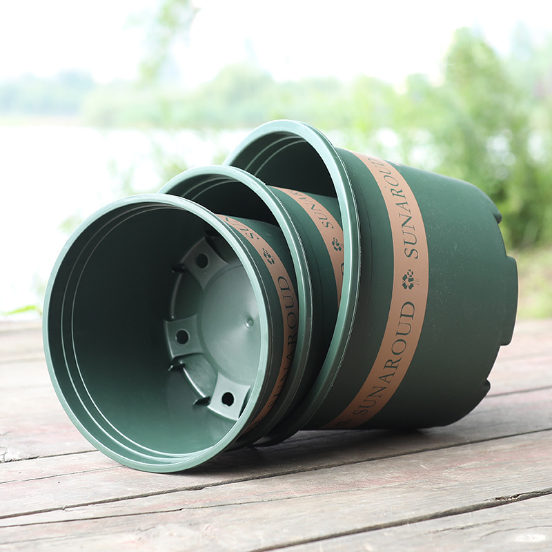 Robust Plastic Plant Pot - Weatherproof Flower Pot for Garden and Balcony