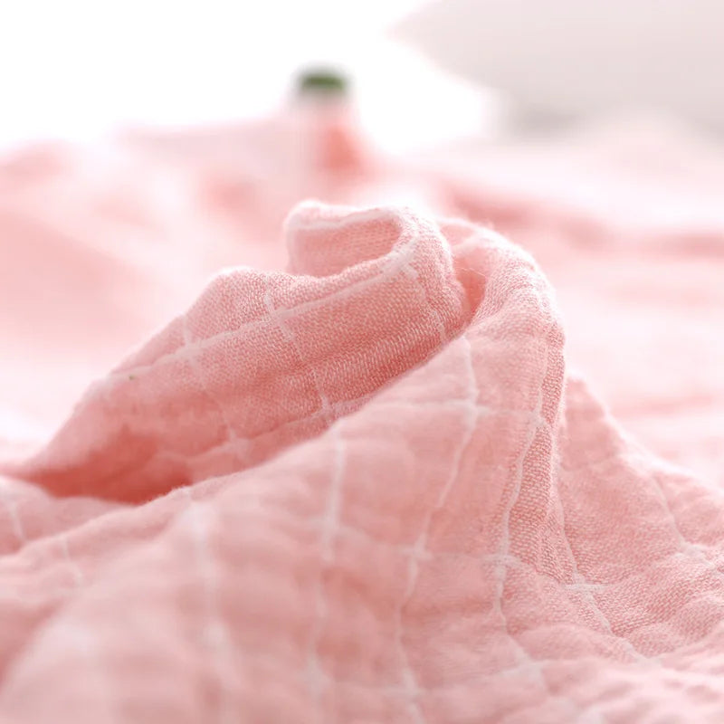 Simple Casual Cotton Blanket in a Check Design - Soft and Comfortable for Your Home