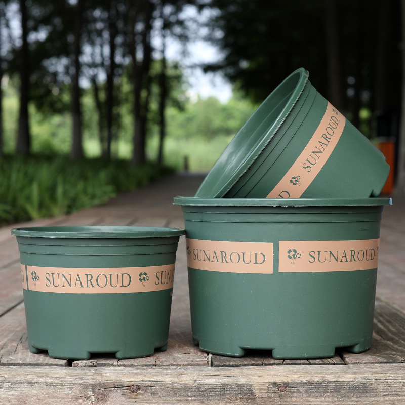 Robust Plastic Plant Pot - Weatherproof Flower Pot for Garden and Balcony