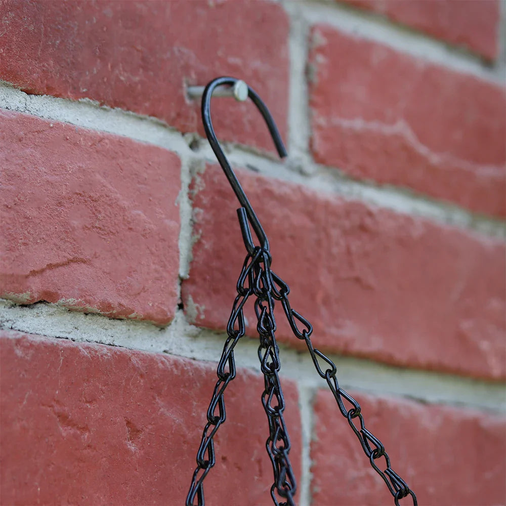Stable Plant Hangers with Chains - Robust Suspension for Flower Pots and Garden Plants