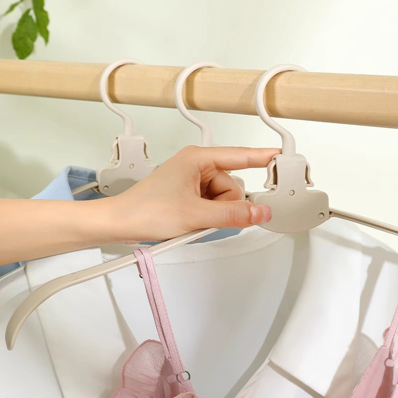 Practical Foldable Clothes Hanger