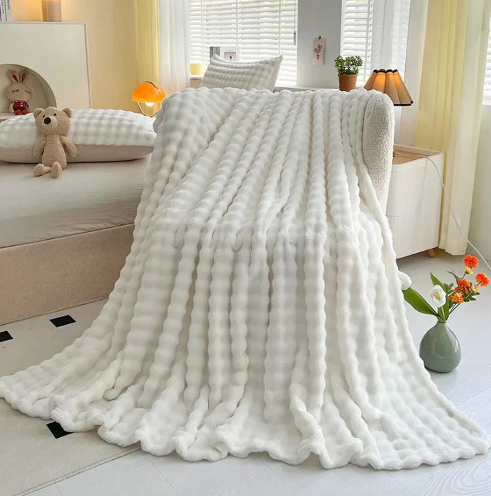 Luxurious Fleece Blanket With Bubble Structure