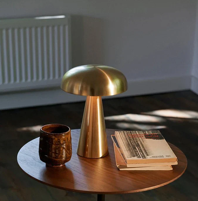 Elegant Mobile Table Lamp