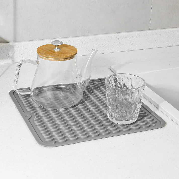 Sustainable Silicone Drip Mat - Versatile and Heat-Resistant