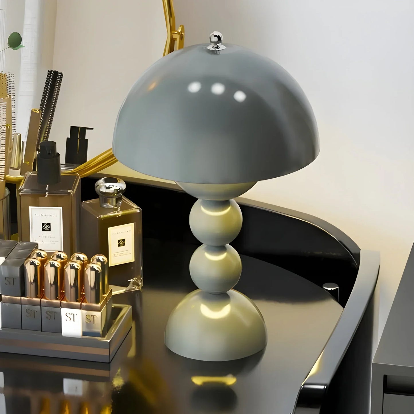 Modern Table Lamp in Scandinavian Design with Gold Accents