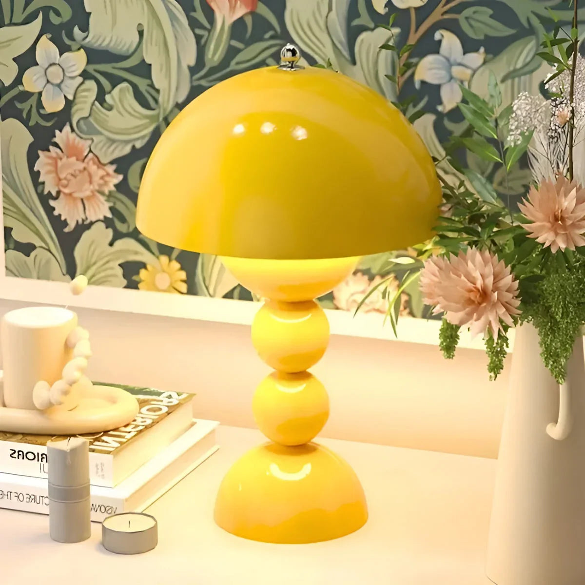Modern Table Lamp in Scandinavian Design with Gold Accents