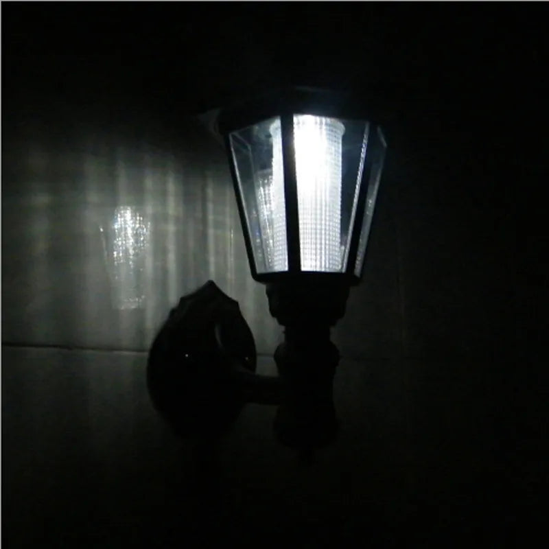 Solar Garden Lantern With LED - Outdoor Lighting For Patio & Garden In Classic Lamp Design