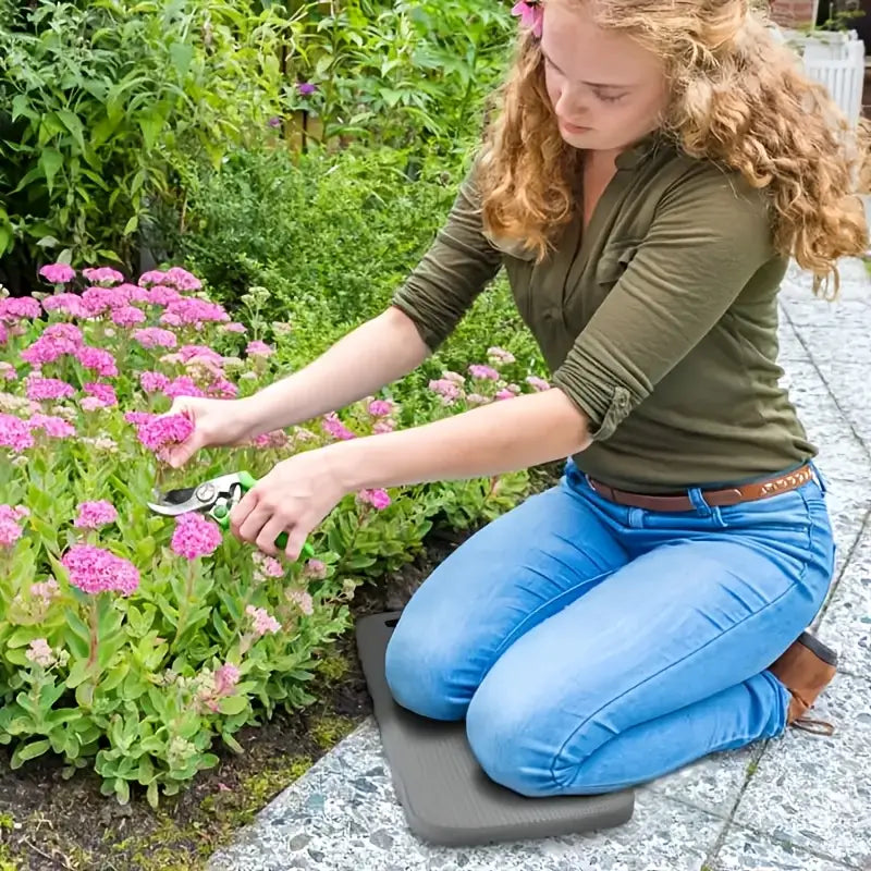 Garden Knee Pad - Comfortable and Non - Slip Seat Mat for Gardening and Ground Contact