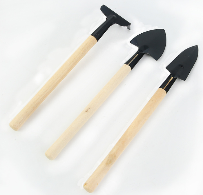 3 - Piece Garden Tool Set with Wooden Handles - Handy Shovel , Rake and Hoe for Garden Maintenance
