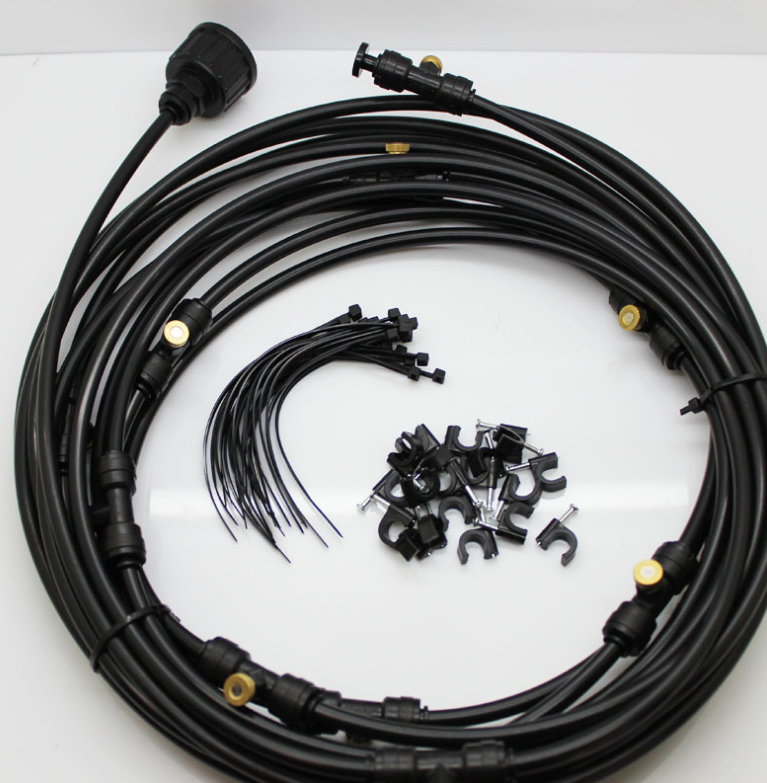Watering System for the Garden - Drip Irrigation Kit with Adjustable Spray Head and Accessories