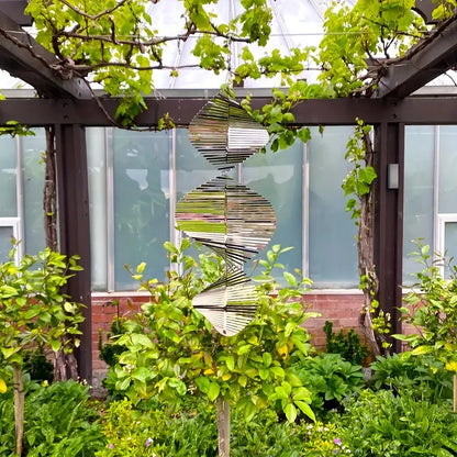 Rotating Wind Runner Garden Decoration Hanger - Colourful Garden Decoration for Outdoors