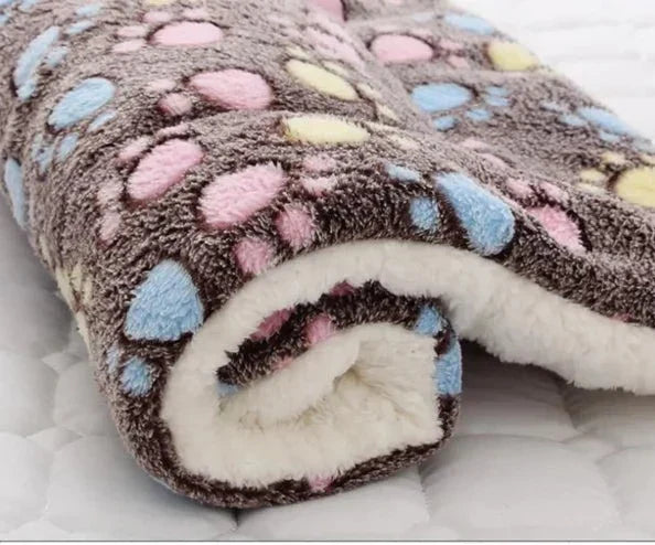 Cuddly Heat Cushion For Cats