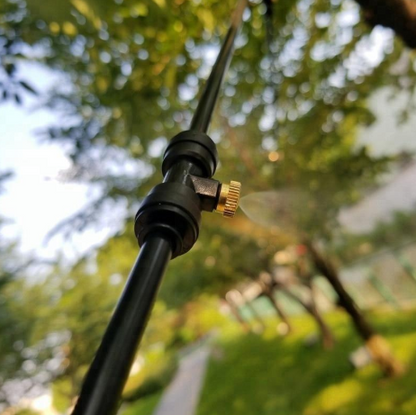 Watering System for the Garden - Drip Irrigation Kit with Adjustable Spray Head and Accessories
