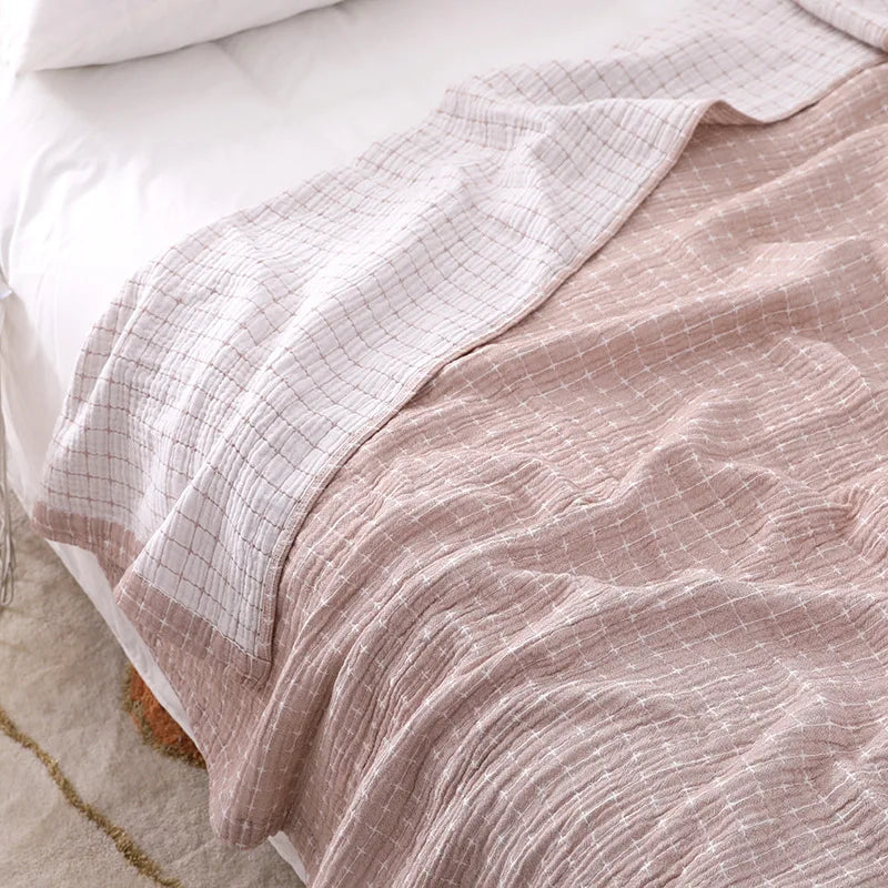 Simple Casual Cotton Blanket in a Check Design - Soft and Comfortable for Your Home