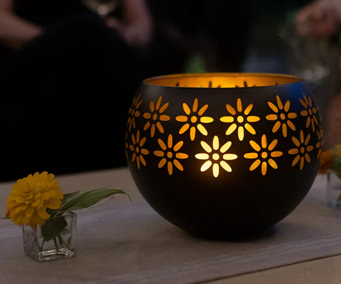 Flower Pattern Candle Lamp - Decorative LED Table Lamp For Stylish Lighting