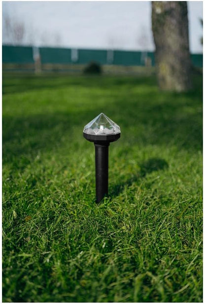 Solar - Powered Animal Repeller for Gardens and Yards - Environmentally Friendly Protection Against Mice and Rodents