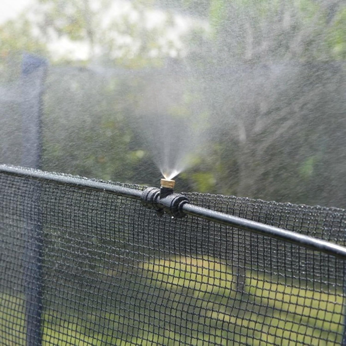 Watering System for the Garden - Drip Irrigation Kit with Adjustable Spray Head and Accessories