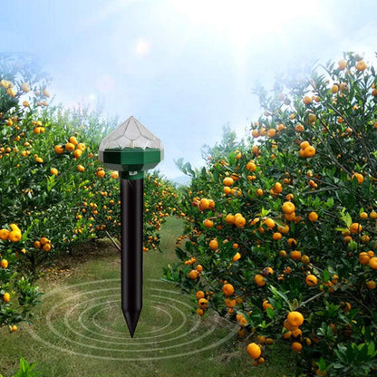 Solar - Powered Animal Repeller for Gardens and Yards - Environmentally Friendly Protection Against Mice and Rodents