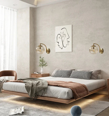 Elegant Wall Light With Glass Design