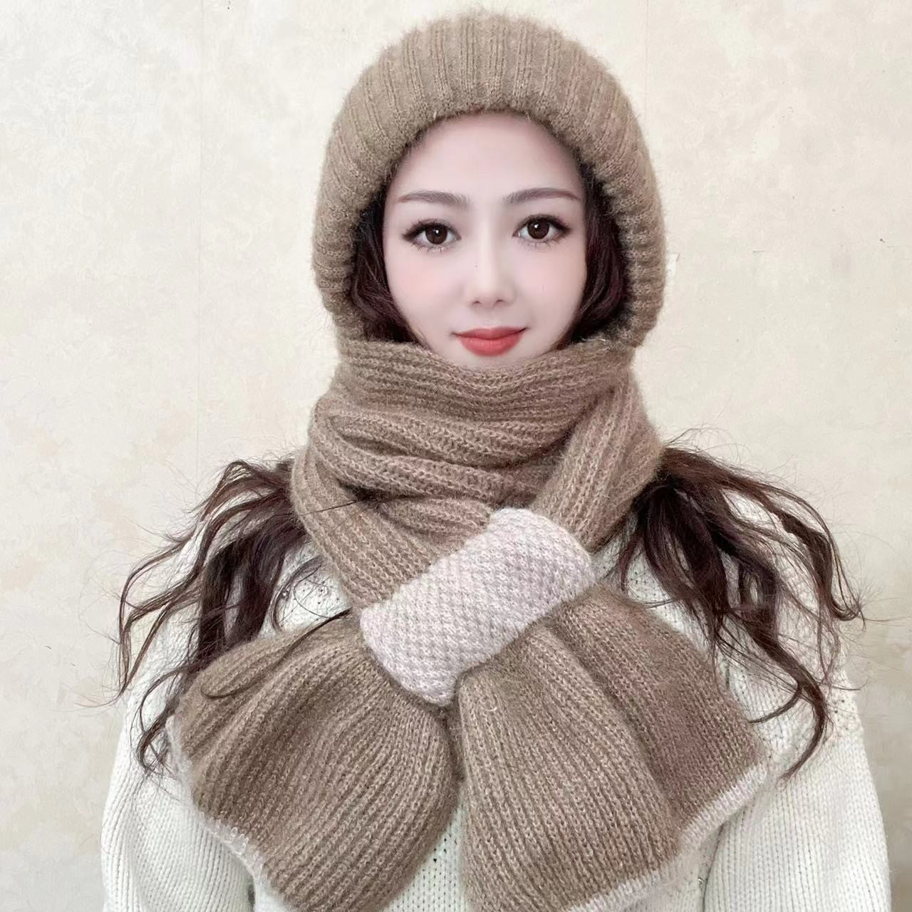 Warmer 2-in-1 Hooded Scarf