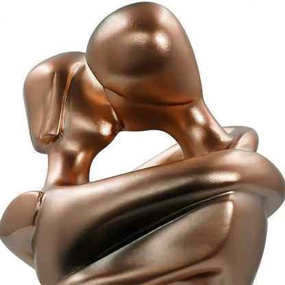 Modern Lovers Sculpture - Symbol Of The Bond