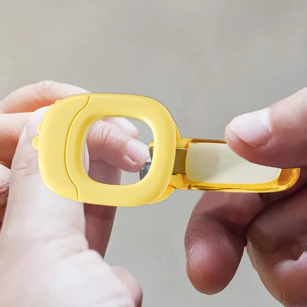 3in1 Nail Clipper with Magnifying Glass and Light
