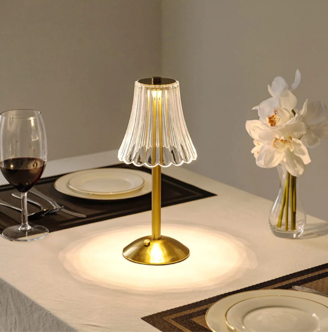Rechargeable USB LED Table Lamp in Retro Design