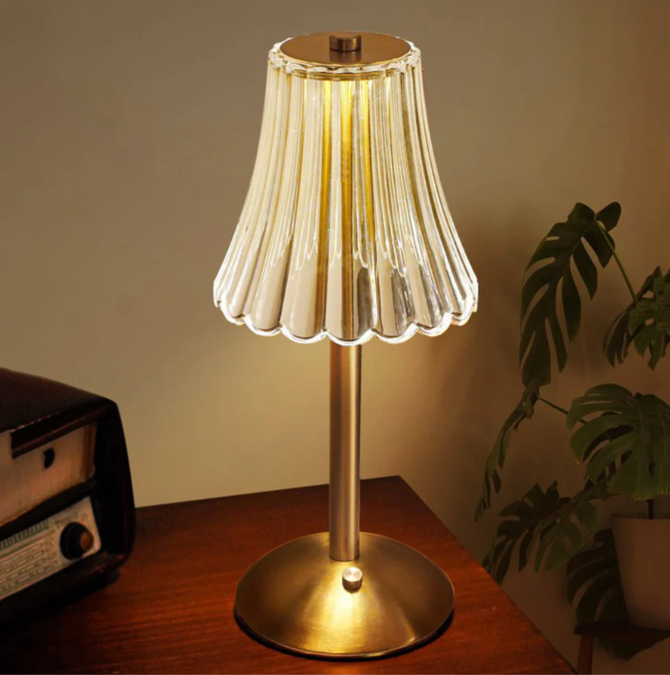 Rechargeable USB LED Table Lamp in Retro Design