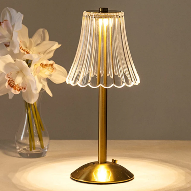 Rechargeable USB LED Table Lamp in Retro Design