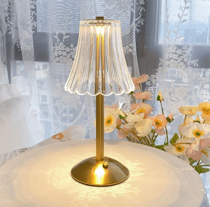 Rechargeable USB LED Table Lamp in Retro Design