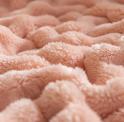 Luxurious Fleece Blanket With Bubble Structure