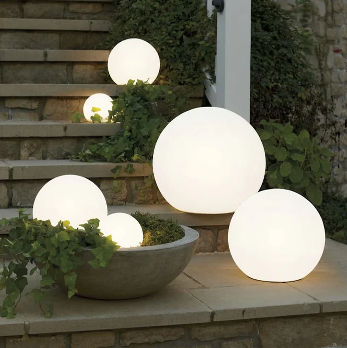 Round Garden Lamp