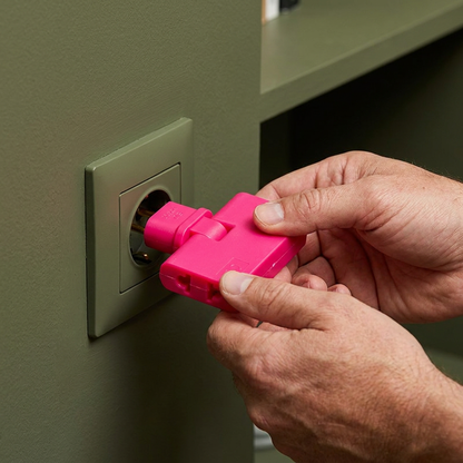 Multi-Angle Power Outlet – Practical Solution for Tight Spaces