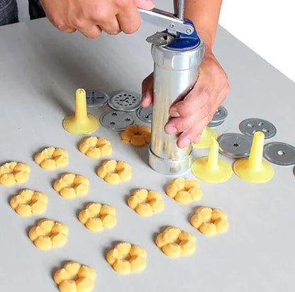 Stainless Steel Biscuit Press With Attachments For Creative Biscuits And Pastries