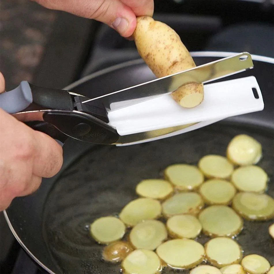 2 - In-1 Kitchen Knife Cutting Board