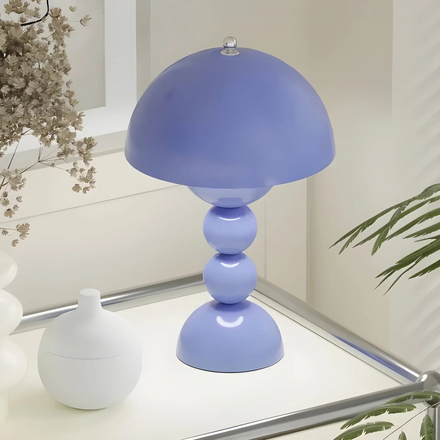 Modern Table Lamp in Scandinavian Design with Gold Accents